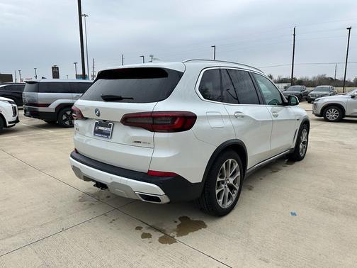 2022 BMW X5 PHEV xDrive45e
