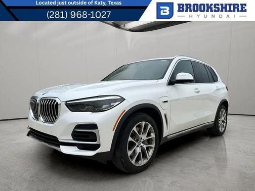 Mineral White Metallic 2022 BMW X5 PHEV xDrive45e