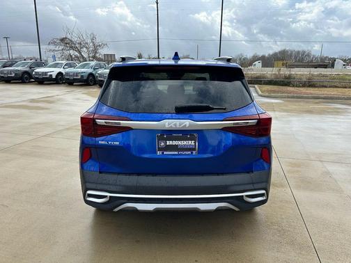 2022 Kia Seltos S