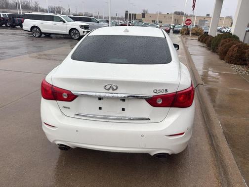 2014 INFINITI Q50 Hybrid Sport