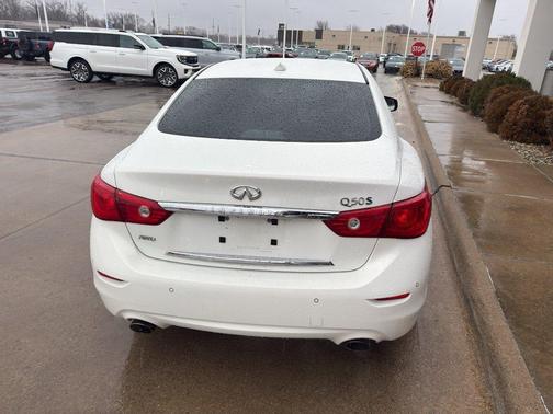 2014 INFINITI Q50 Hybrid Sport