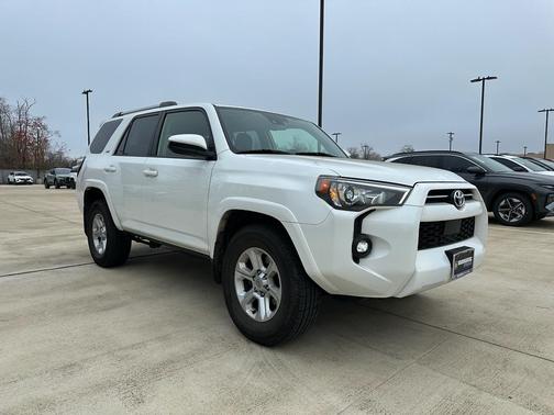 2024 Toyota 4Runner SR5