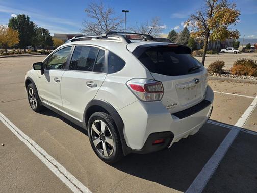 Crystal White Pearl 2015 Subaru XV Crosstrek Hybrid Base