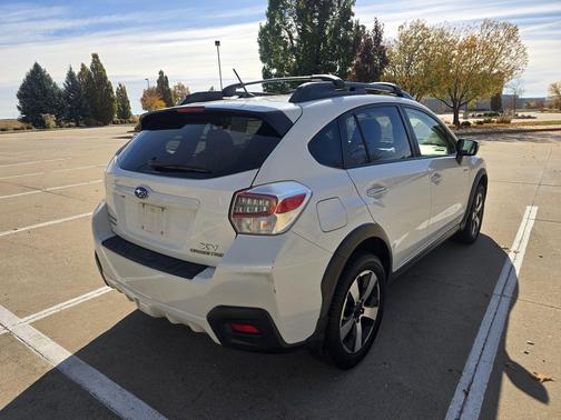 Crystal White Pearl 2015 Subaru XV Crosstrek Hybrid Base