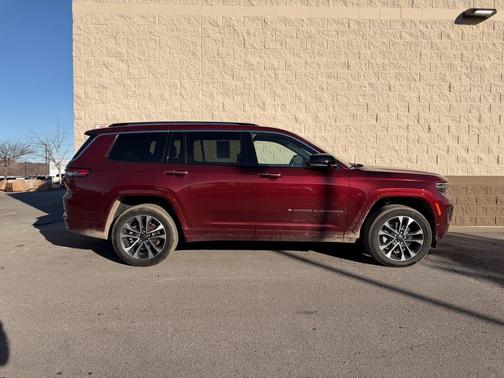 2022 Jeep Grand Cherokee L Overland