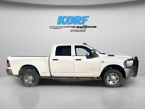 2023 RAM 3500 Tradesman Crew Cab 4x4 6'4' Box