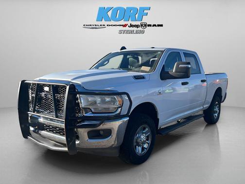 2023 RAM 3500 Tradesman Crew Cab 4x4 6'4' Box