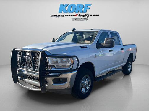 2023 RAM 3500 Tradesman Crew Cab 4x4 6'4' Box