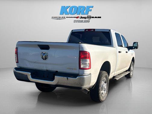 2023 RAM 3500 Tradesman Crew Cab 4x4 6'4' Box