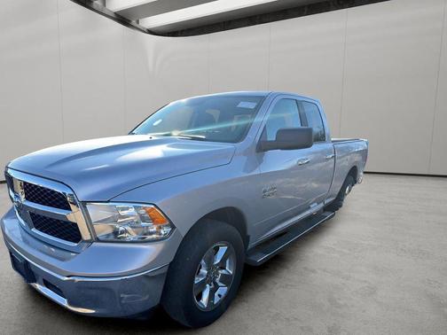 2018 RAM 1500 SLT