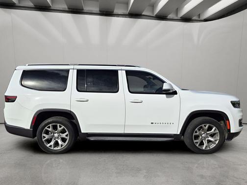 2022 Jeep Wagoneer Series II 4x4