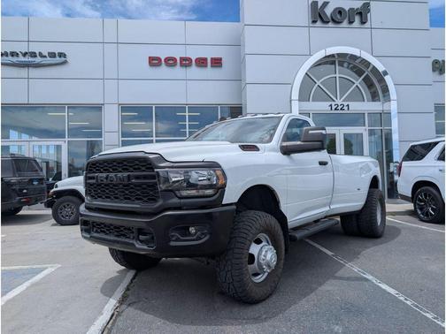Bright White Clearcoat 2023 RAM 3500 Tradesman Regular Cab 4x4 8' Box