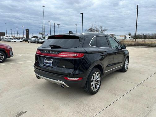 2016 Lincoln MKC Select
