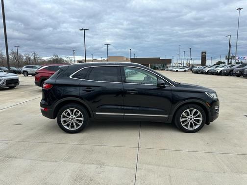 2016 Lincoln MKC Select