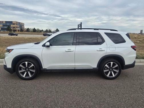 2024 Honda Pilot Touring 8-Passenger