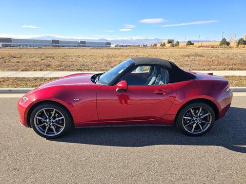 2016 Mazda MX-5 Miata Grand Touring