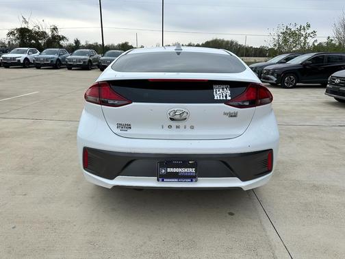 2021 Hyundai IONIQ Hybrid Blue