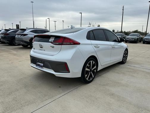2021 Hyundai IONIQ Hybrid Blue