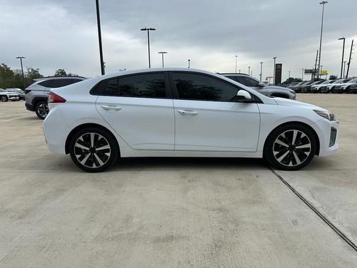 2021 Hyundai IONIQ Hybrid Blue