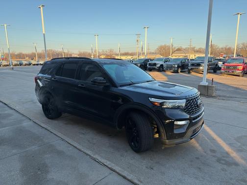2021 Ford Explorer ST