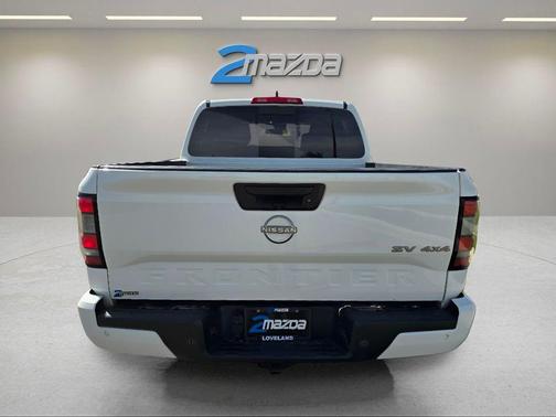 2024 Nissan Frontier SV