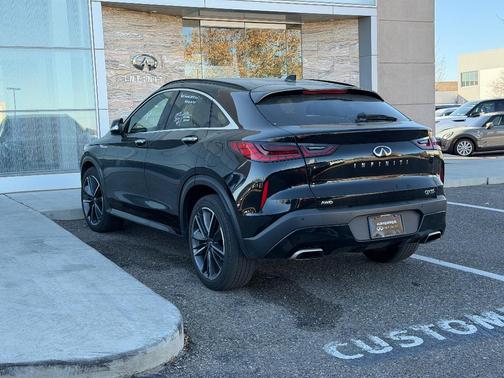 2024 INFINITI QX55 LUXE
