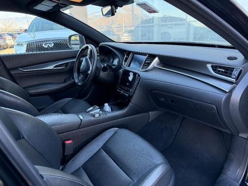 2024 INFINITI QX55 LUXE