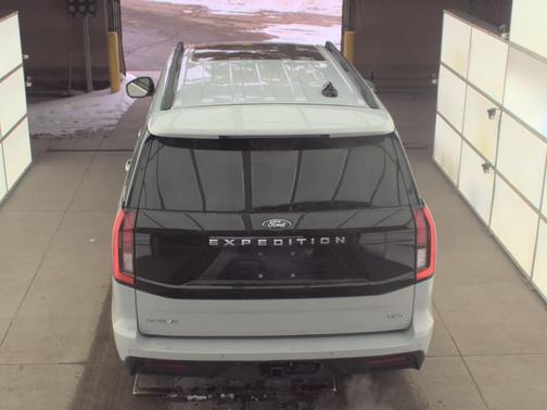 2025 Ford Expedition Max Active 4x4