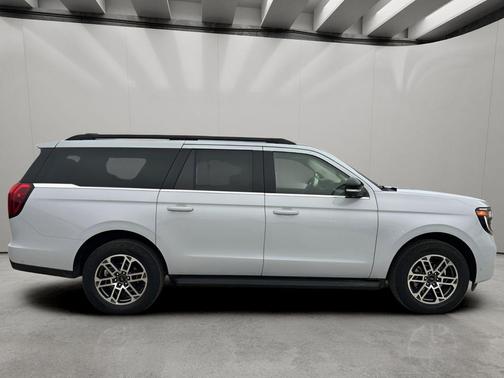 2025 Ford Expedition Max Active 4x4