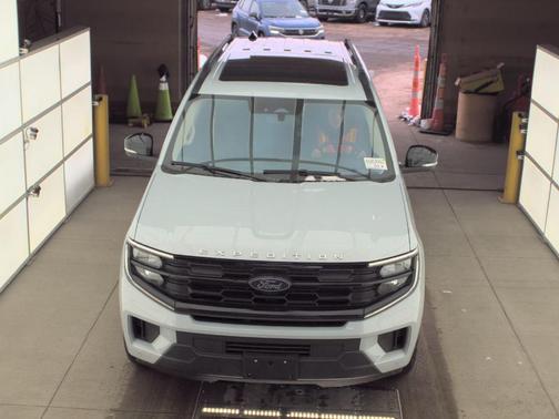 2025 Ford Expedition Max Active 4x4
