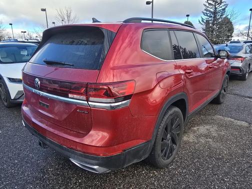 2024 Volkswagen Atlas 2.0T SE w/Technology 4MOTION