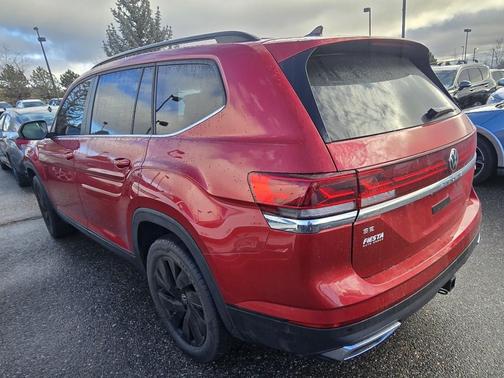 2024 Volkswagen Atlas 2.0T SE w/Technology 4MOTION