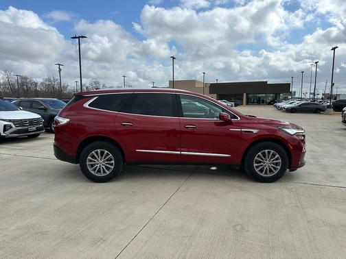 2024 Buick Enclave Essence FWD