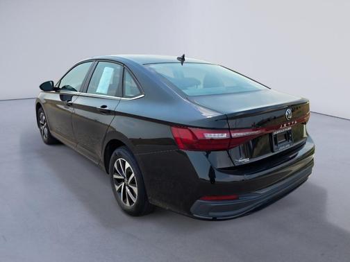 Deep Black Pearl 2025 Volkswagen Jetta 1.5T S