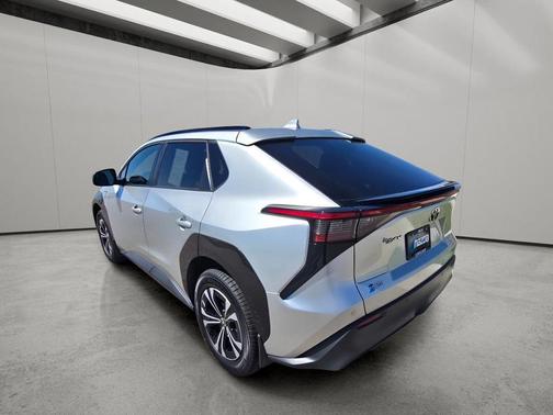 Elemental Silver Metallic 2023 Toyota bZ4X XLE