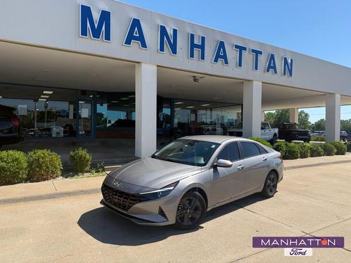 Fluid Metal 2023 Hyundai ELANTRA HEV Blue