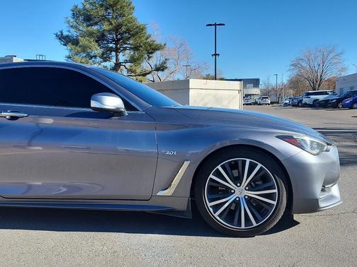 2018 INFINITI Q60 3.0T LUXE