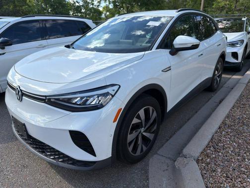 Pure White 2023 Volkswagen ID.4 Pro