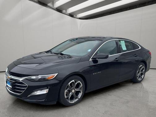 Mosaic Black Metallic 2023 Chevrolet Malibu FWD 1LT