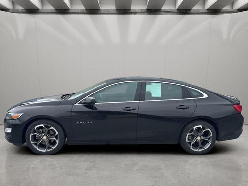 Mosaic Black Metallic 2023 Chevrolet Malibu FWD 1LT