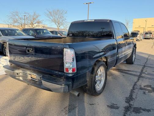 2005 Chevrolet Silverado 1500 LS Extended Cab