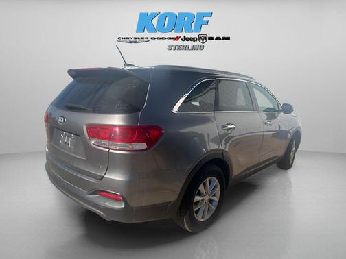 2017 Kia Sorento LX