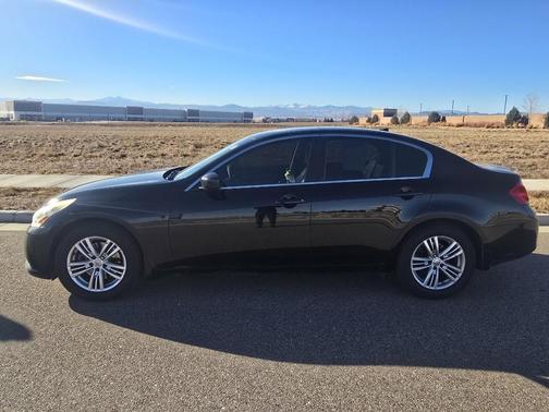 2013 INFINITI G37x Base