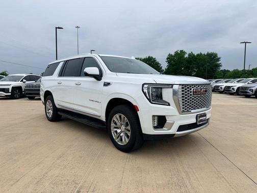 Summit White 2021 GMC Yukon XL Denali