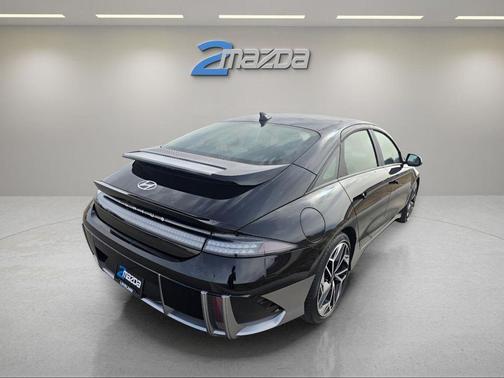 2023 Hyundai IONIQ 6 SEL