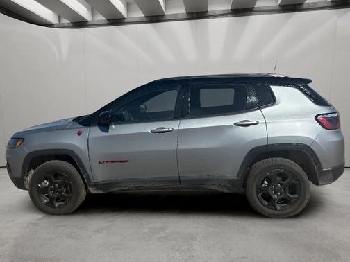 Black Clearcoat 2024 Jeep Compass Trailhawk
