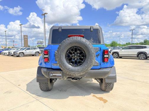 VELOCITY BLUE METALLIC 2024 Ford Bronco Raptor