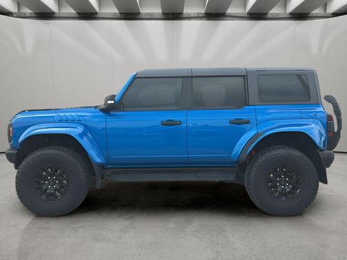 VELOCITY BLUE METALLIC 2024 Ford Bronco Raptor