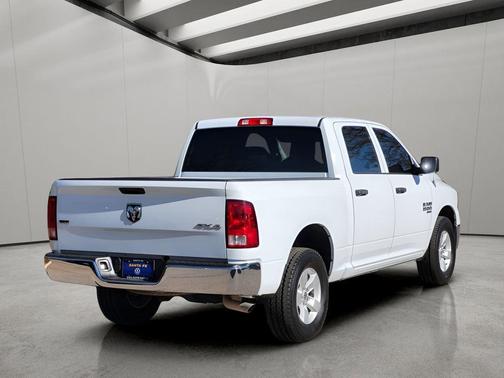 Bright White Clearcoat 2023 RAM 1500 Classic SLT