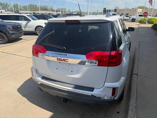 White Frost Tricoat 2016 GMC Terrain SLT